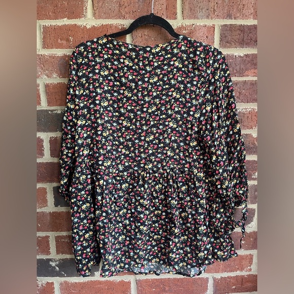 The Nines by Hatch Maternity Floral Swing Blouse Size Medium - Picture 6 of 8